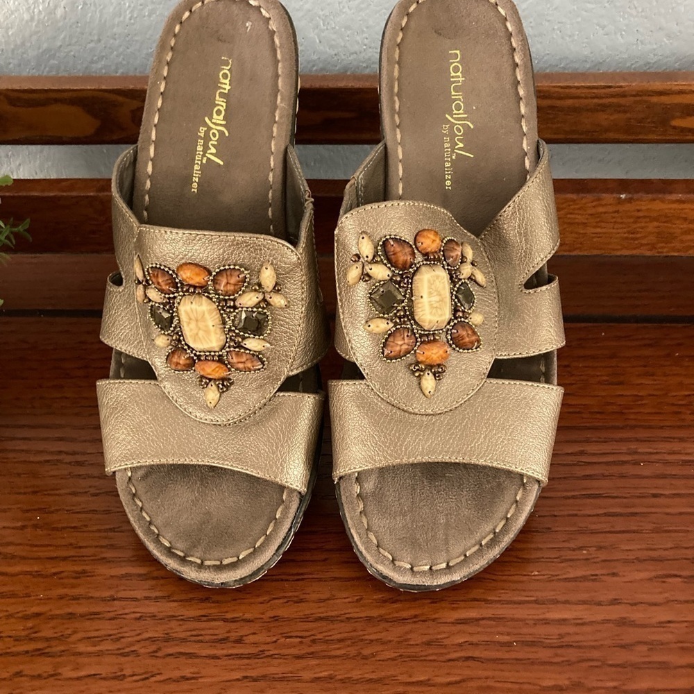 Natural Soul sandals with gems size 8